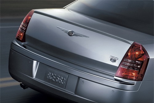 Mopar SRT8 Deck Lid Spoiler Pre-primered 05-10 Chrysler 300 - Click Image to Close